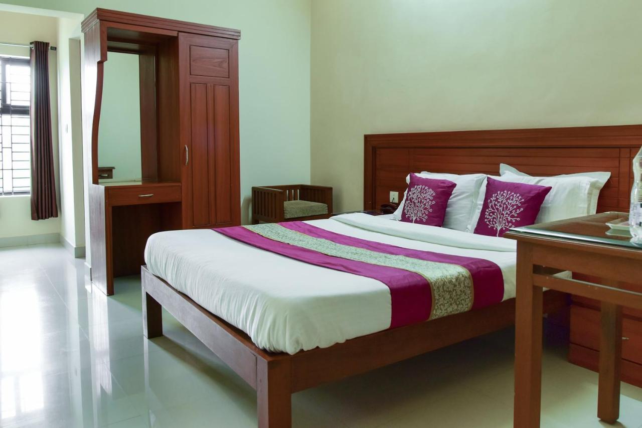 Oyo 9404 Hotel White Fort Mananthavady Εξωτερικό φωτογραφία